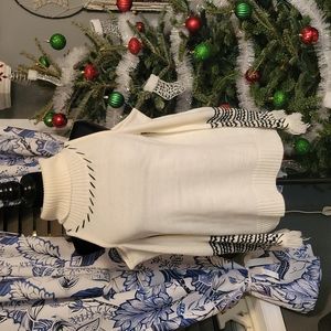 ❤❤❤Venus shoulder cut out sweater